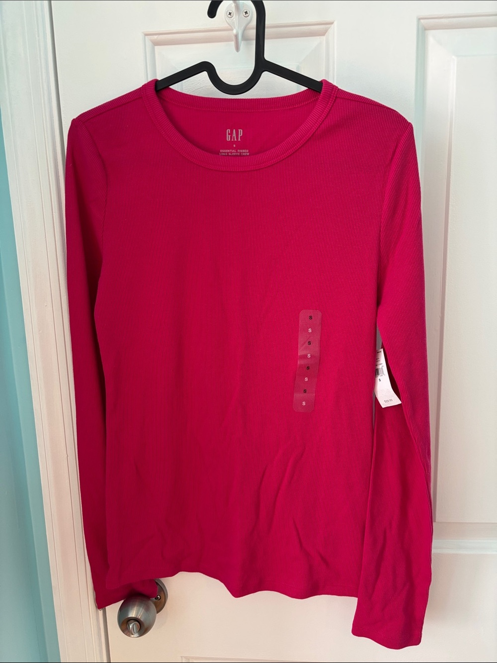 GAP Ribbed Long Sleeve Crewneck Top - Fuchsia Pink